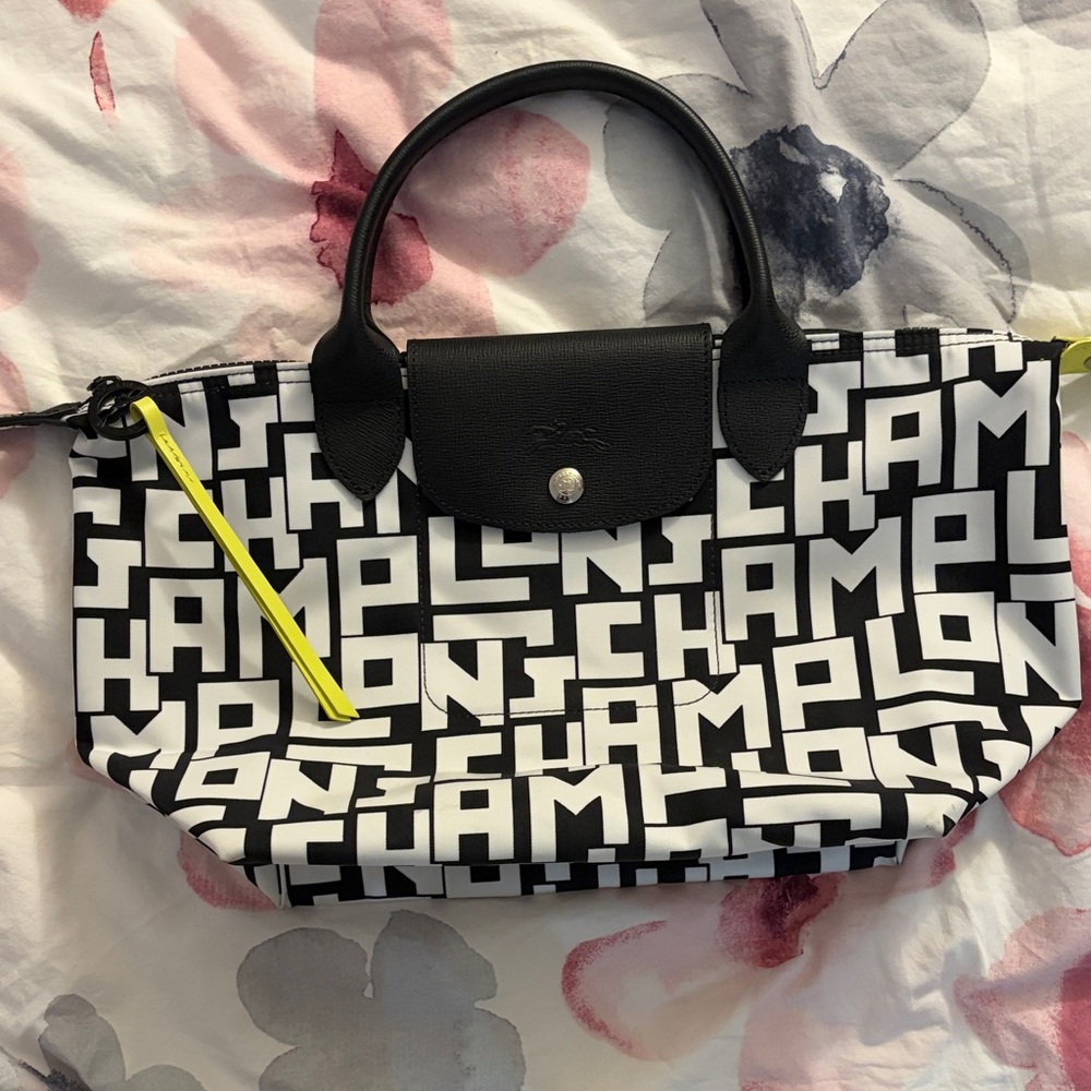 Longchamp Black and White Graphic Tote